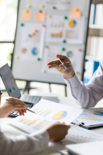 istock Strategic Analysis and Business Planning Discussion 2040528313