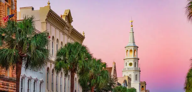 Photo of Uban streets in Downtown Charleston, South Carolina, United Stat