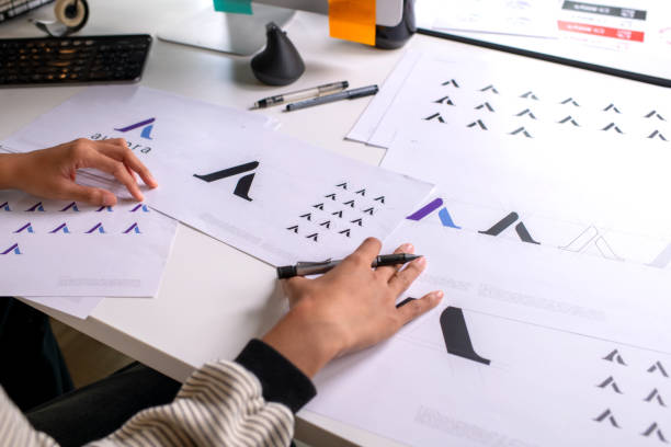 istock Graphic designer working in office. Designing logo, Artist Creative Designer Illustrator Graphic Skill Concept. 2040726569