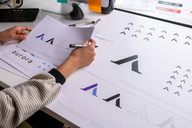 istock Graphic designer working in office. Designing logo, Artist Creative Designer Illustrator Graphic Skill Concept. 2040726573