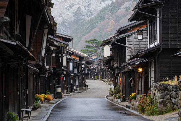 12,000+ Traditional Japanese Village Stock Photos, Pictures & Royalty-Free Images - iStock | Japan house