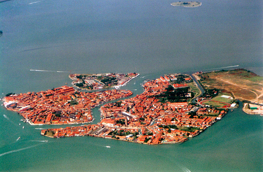 Murano, Venice Province, Veneto, Italy: Murano is a group of islands northeast of the old town of Venice, in the Venice Lagoon. It is known for its glass art, but also lives from tourism and, to a much lesser extent, from fishing.