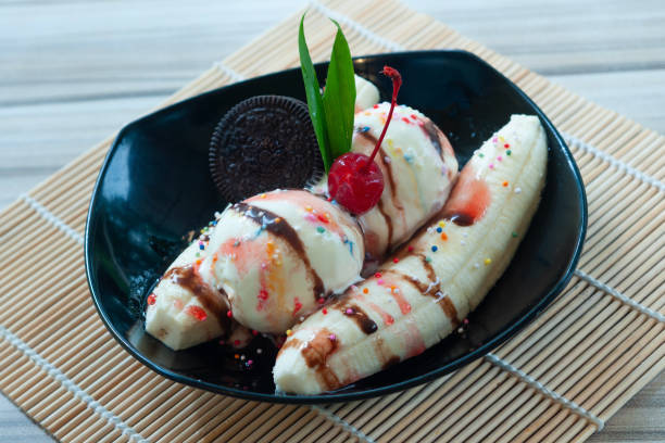 Banana split is a dessert made from banana peel mixed with ice cream float