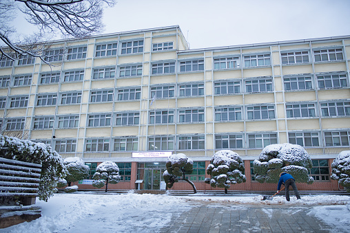 Seoul, Korea - Febrary 22nd 2024, Its the snowy day morning at Duksung Girls' Middle School in Hwadong Seoul Korea. 서울 화동 덕성여자중학교