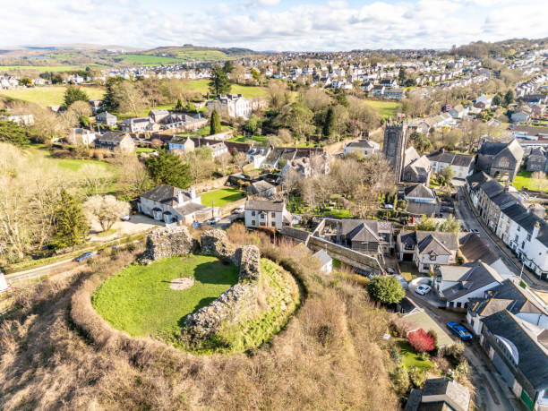 istock Plympton Castle Ruins and wider town 2042575172