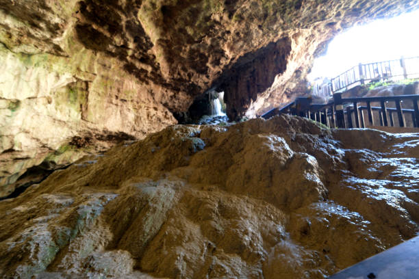 터키 데니즐리(denizli)에 있는 카클리크(kaklık) 동굴의 아름다운 풍경 - honaz 뉴스 사진 이미지
