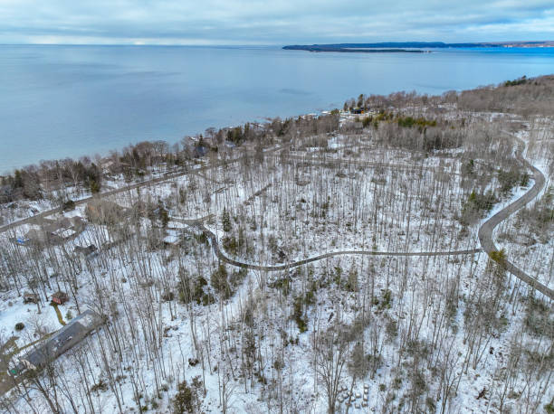 istock Georgian bay in winter close to Tiny, Ontario, Canada 2043649786