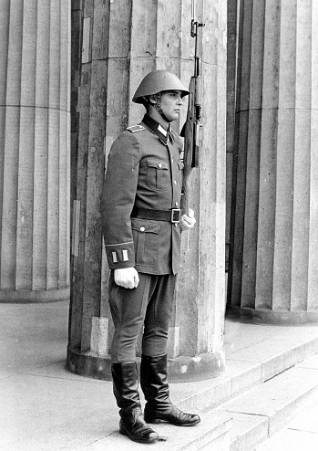 Guard soldier of the National People's Army of the GDR in front of the New Guardhouse Unter den Linden in East Berlin