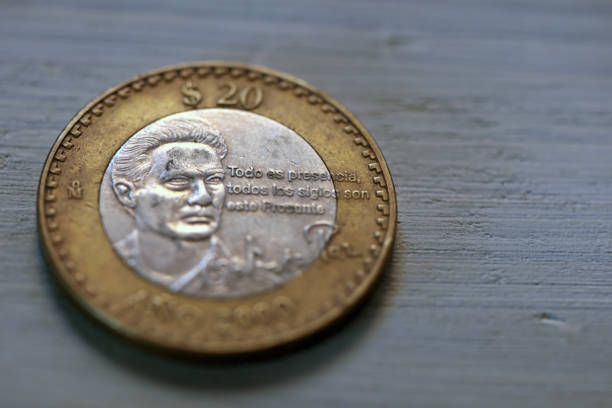 Reverse side of the Mexican currency 20 peso coin