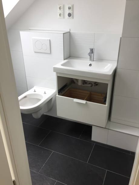 przeprojektowana łazienka - medicine cabinet bathroom sink mirror zdjęcia i obrazy z banku zdjęć