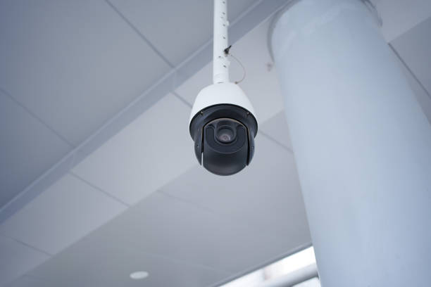 istock Facial recognition monitoring facilities 2047502193