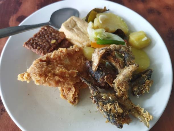 istock Indonesian food 2048090581