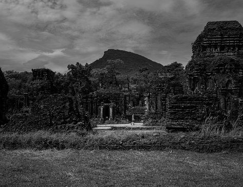 My Son Sanctuary is located in Duy Phu commune, Duy Xuyen district, Quang Nam province, about 69 km from Da Nang city and about 20 km from Tra Kieu ancient citadel. It is a complex consisting of many Cham Pa temples, in a valley surrounded by hills. This used to be the place to organize the sacrifices of the Champa dynasty as well as the tombs of the Champa kings or princes, national favorites. My Son Sanctuary is considered as one of the main centers of Hinduism in Southeast Asia and the only heritage of its kind in Vietnam.