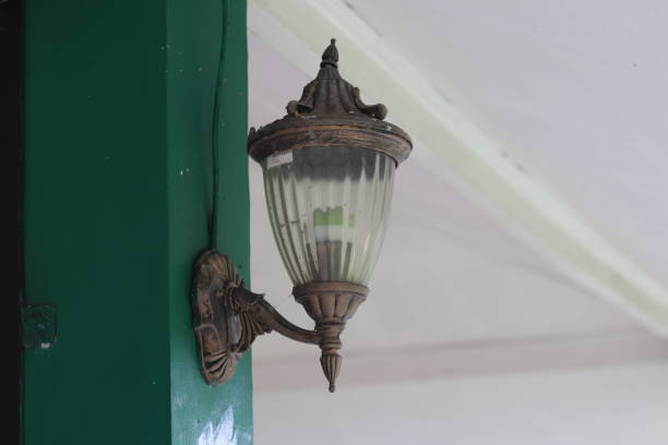 Classic design garden lamp