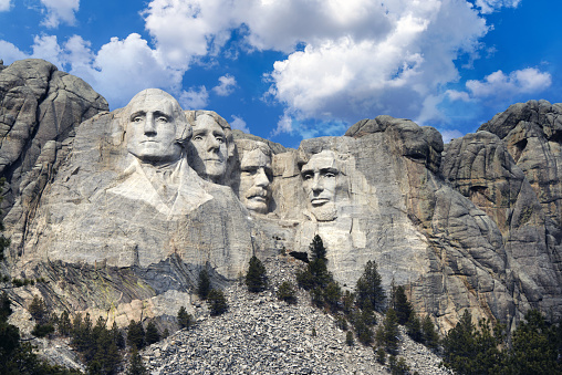 View of Mount Rushmore in the summer