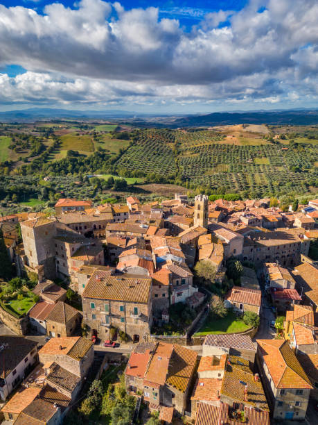 Montemerano, Italian medieval town