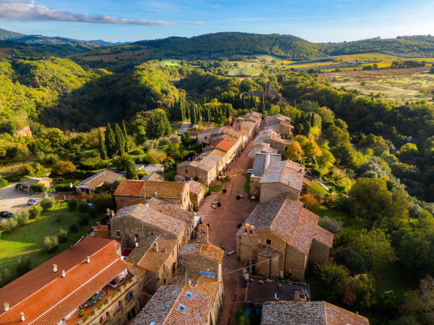 istock Sovana, Tuscan medieval town from drone 2050719070