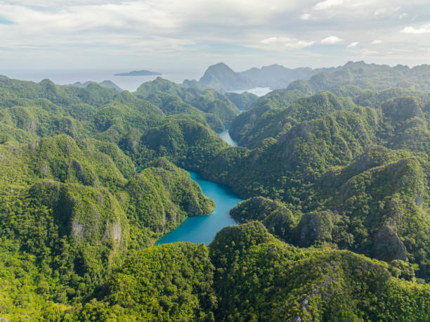 istock Kayangan Lake in Coron, Palawan. Philippines. 2050946825