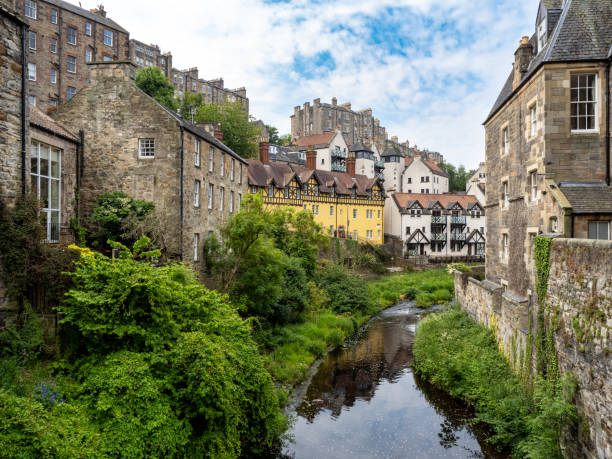 istock Water of Leith walkway in Edimburgh city 2053620579