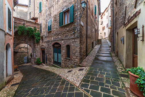 Acquasparta, Terni, Umbria, Italy: Characteristic street in Acquasparta