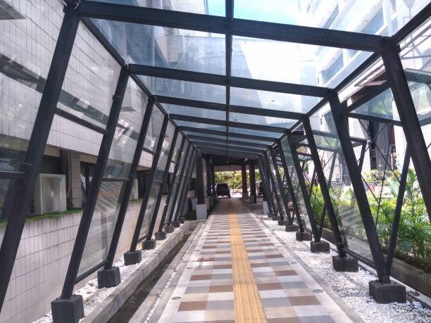Pedestrian is a pedestrian path that is generally parallel to the road axis and higher than the surface of the road pavement to ensure the safety of the pedestrians concerned.
