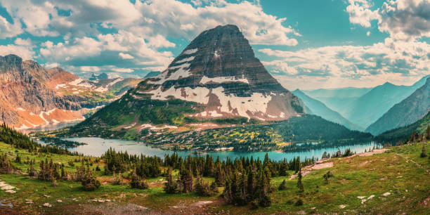 Glacier National Park - Bearhat Mountain and Hidden Lake