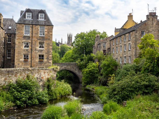 istock Water of Leith walkway in Edimburgh city 2055056164