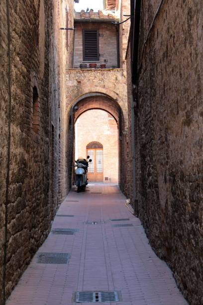 istock An alley in San Gimignano at midday 2055396014