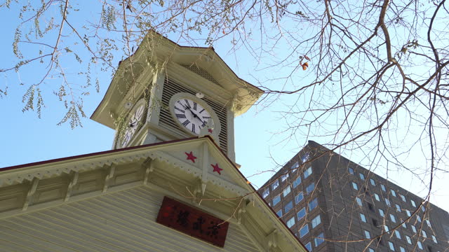 4k : Sapporo Clock Tower in winter