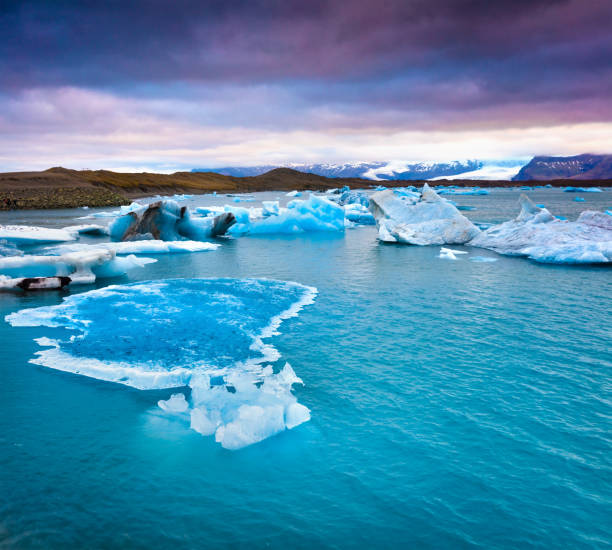 istock Blue icebergs floating in Jokulsarlon glacial lagoon 2057493831