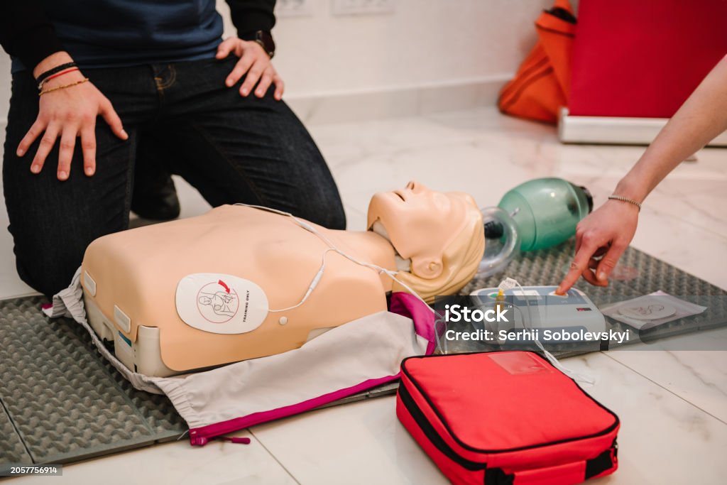 Defibrillator Unit Basic Use An Automatic Defibrillator In Conducting Basic Cardiopulmonary ...
