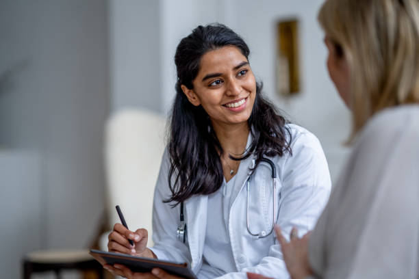 istock Senior Home Care Appointment 2058539322