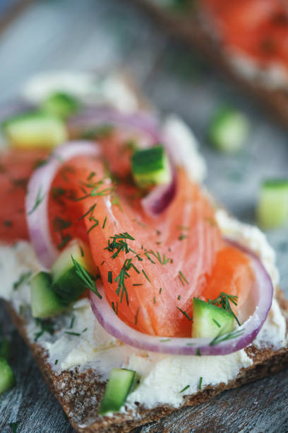 Salmon with Cottage Cheese and Cucumber on Toasted Bread