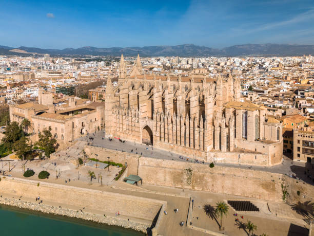 istock Cathedral de Mallorca aerial view from drone 2059118142