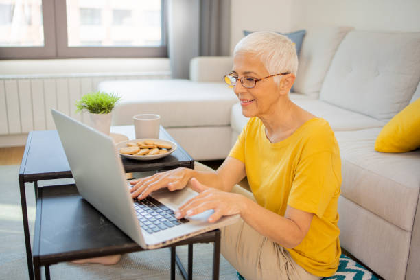 istock Entrepreneur is running her online business 2059318721