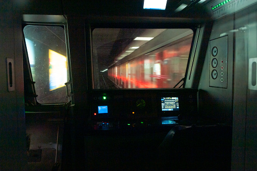 Beijing subway cab perspective, in the tunnel