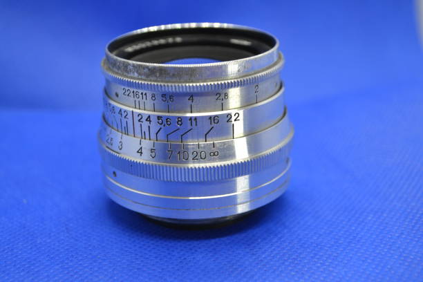 istock old photographic equipment 2060755019