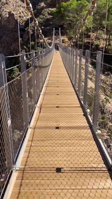 Hiking trail to Colgante bridge (Puente Colgante El Saltillo) over Almanchares river