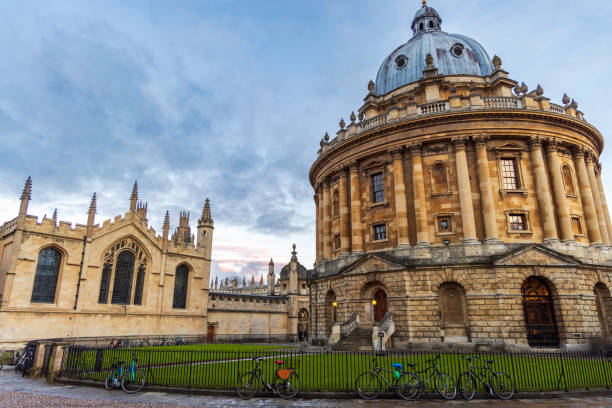 istock Golden Hour in Oxford 2061647190