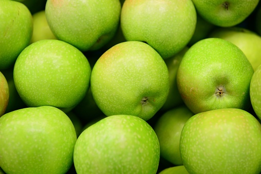 apples in the supermarket- close-up