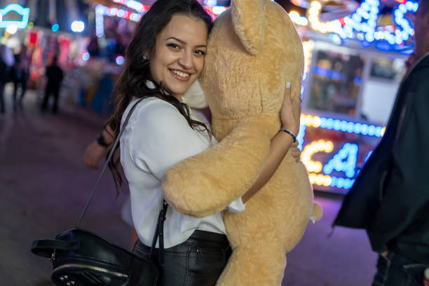 Let's have fun at the funfair.