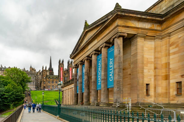 galleria nazionale scozzese di edimburgo. - national gallery di edinburgo foto e immagini stock