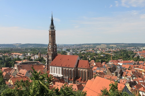 Landshut Stadtansicht von oben auf die Martinskirche