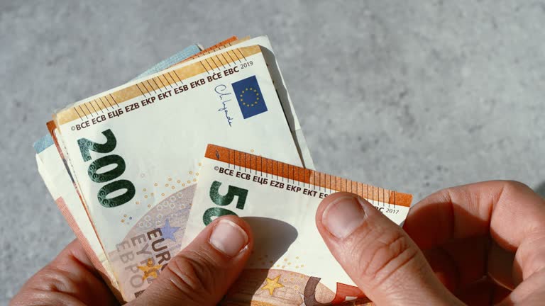 Counting euro banknotes