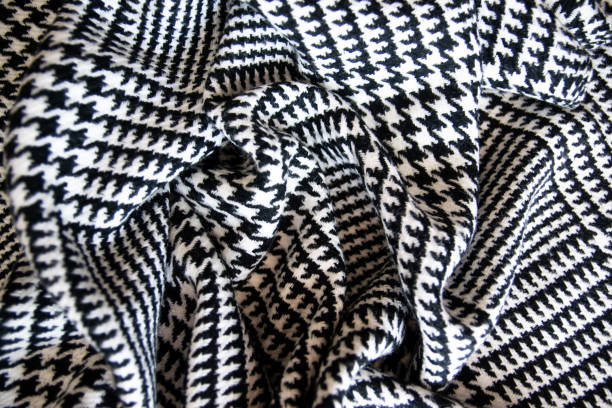 Tweed houndstooth pattern black and white