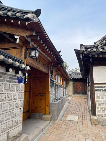 Tile patterns and stone wall patterns of traditional Korean culture