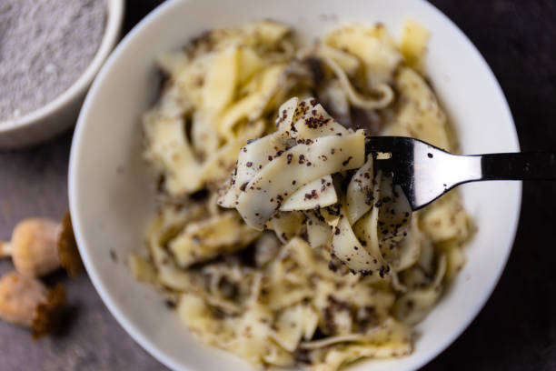 Pasta with poppy seeds