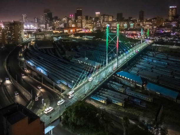 nelson mandela bridge lights - nelson mandela bridge cityscape bridge south africa ストックフォトと画像