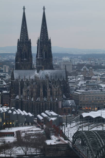 istock Scenic winter view of Cologne Cathedral 2065333628
