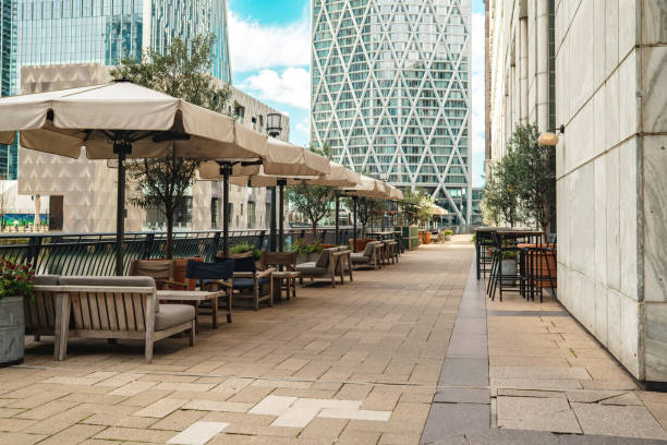 istock Sidewalk cafe in Canary Wharf, London 2066603105
